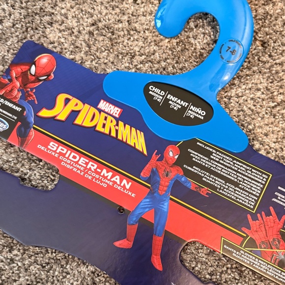 Marvel 3D Spider-Man Kids Costume - Picture 5 of 10